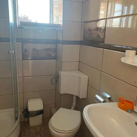 Amani&melisa אפורי נורד